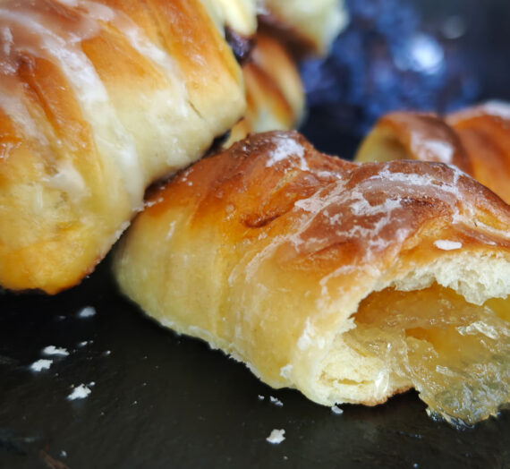 Brioche con cabello de ángel y nutella